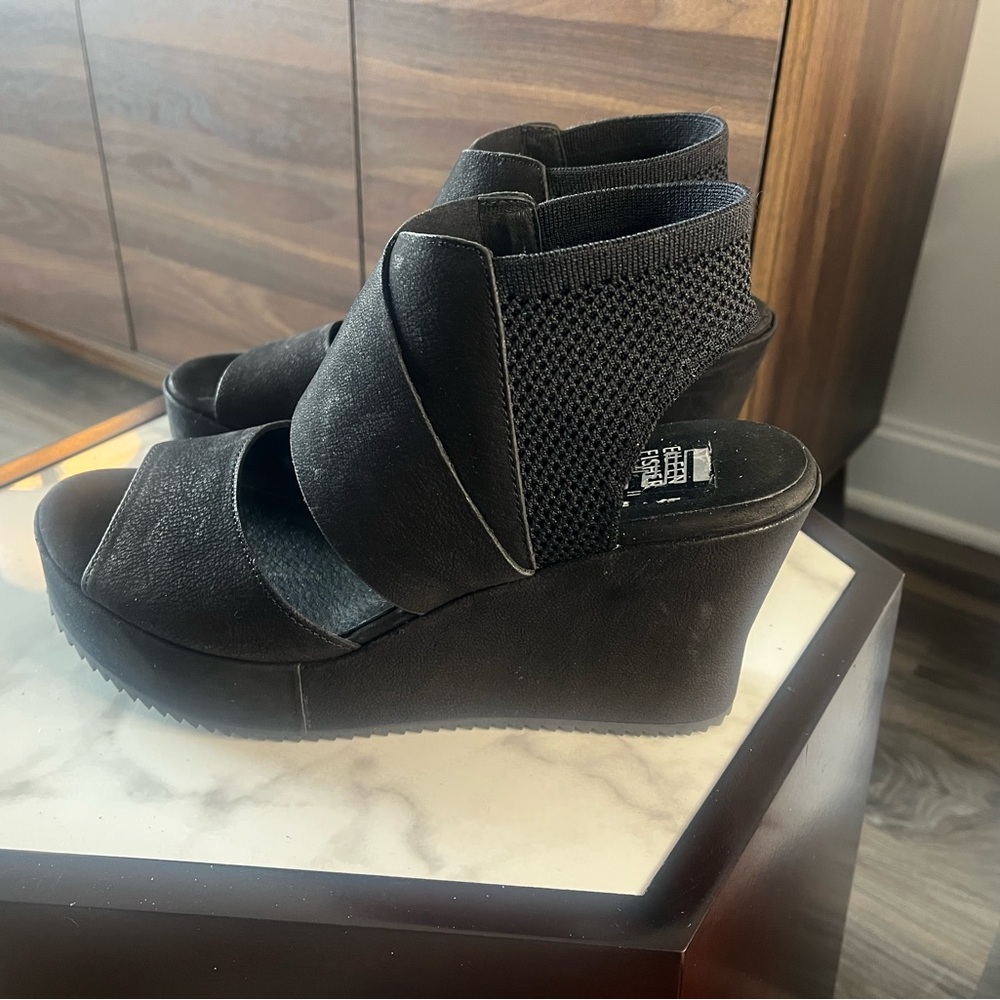 Eileen Fisher Shoes 10 Black Lio Wedge Sandals Platforms